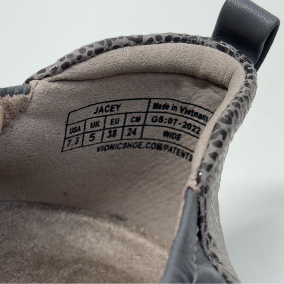 Vionic Gray and Silver Slip-On Flats - Picture 15 of 16